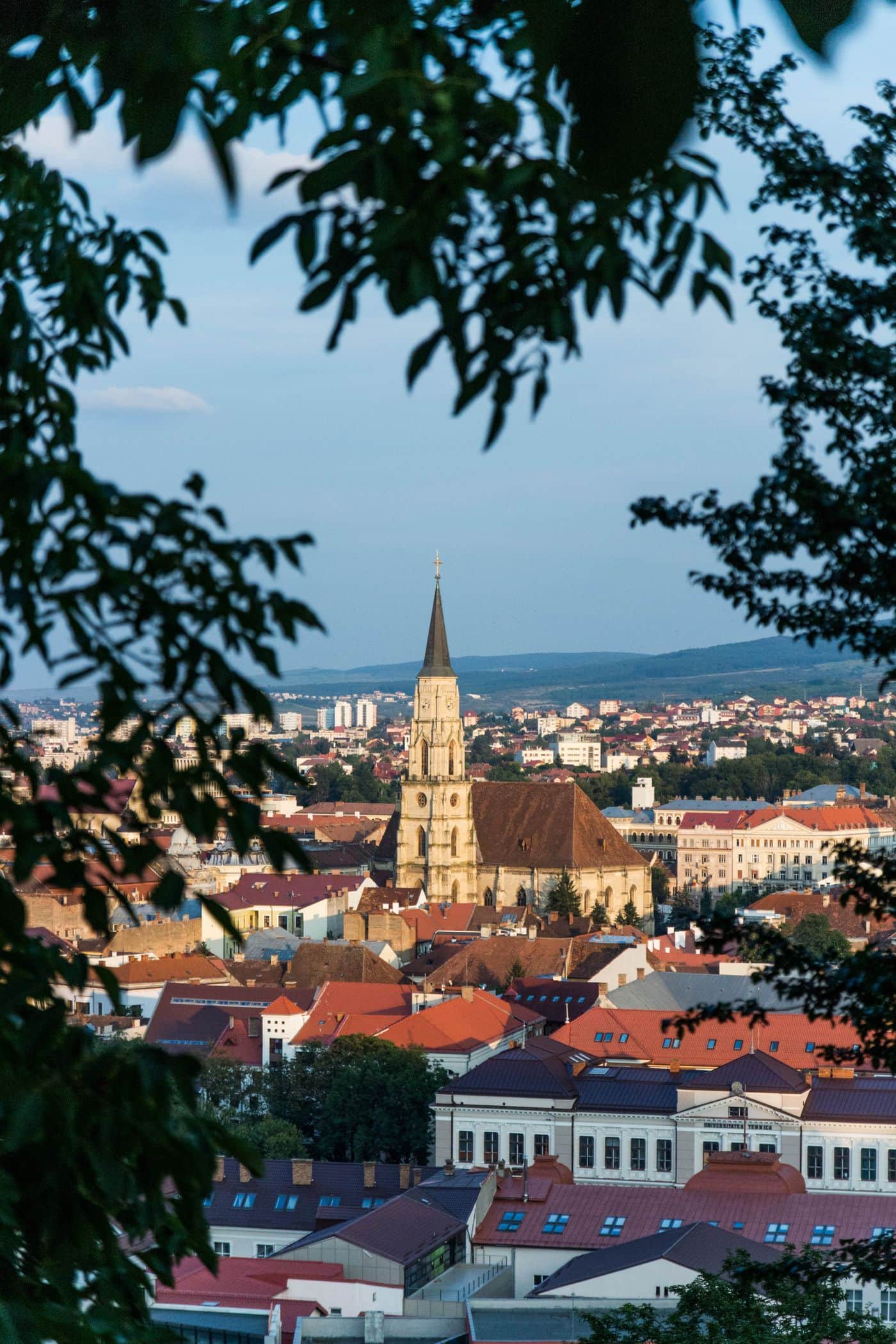 Biserica Sfântul Mihail și centrul istoric al Clujului