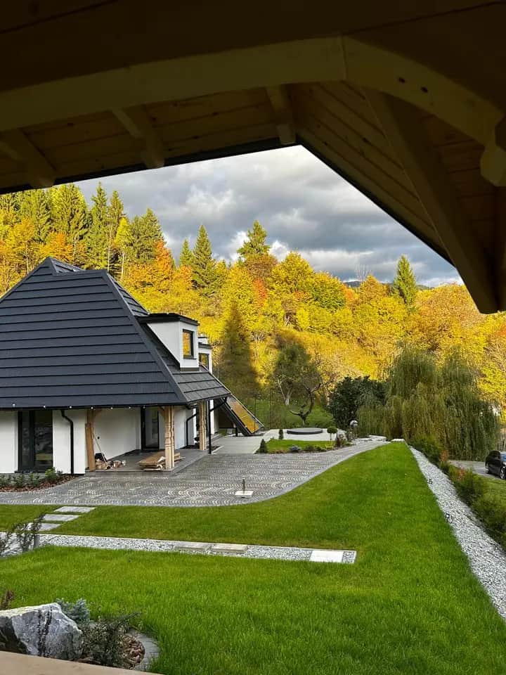 Sol Chalet Maramureș - Imagine 3