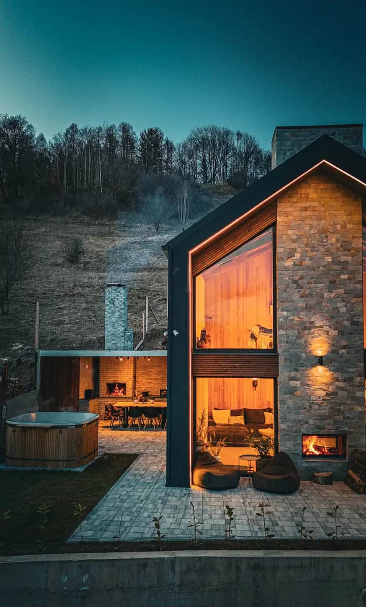 Imagine Aftăr Hills