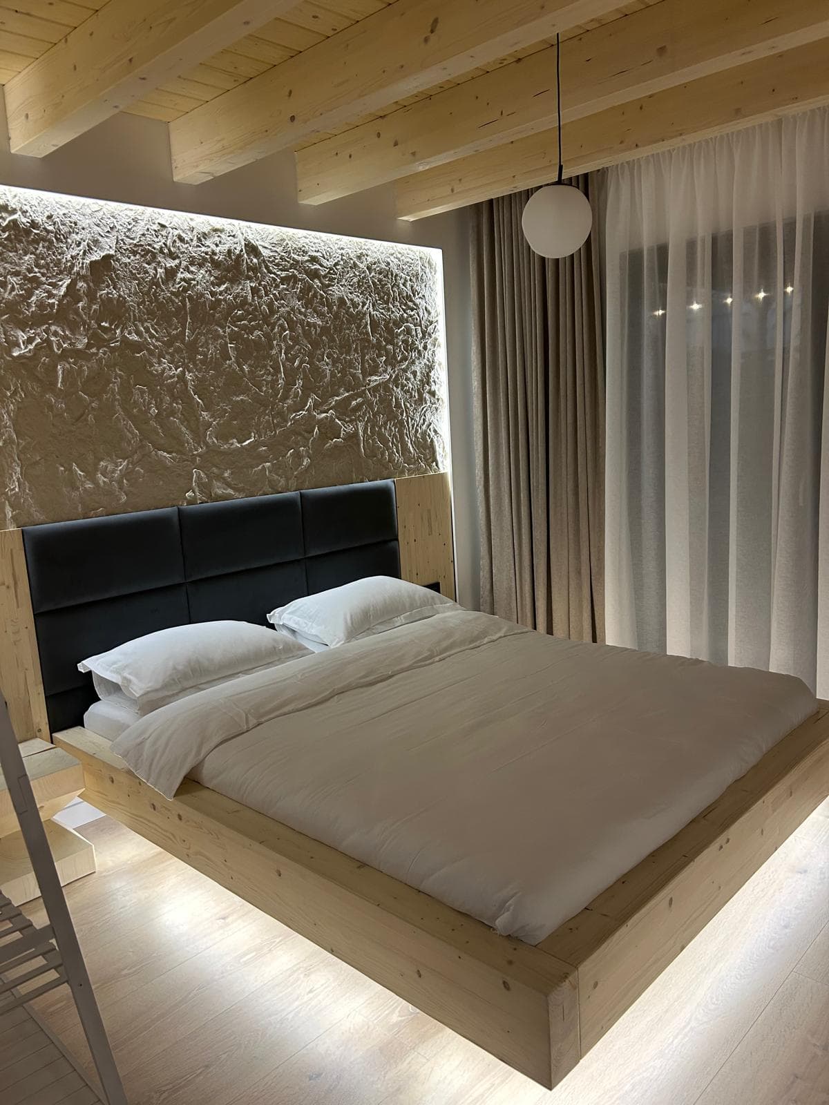 Sol Chalet Maramureș - Imagine 8