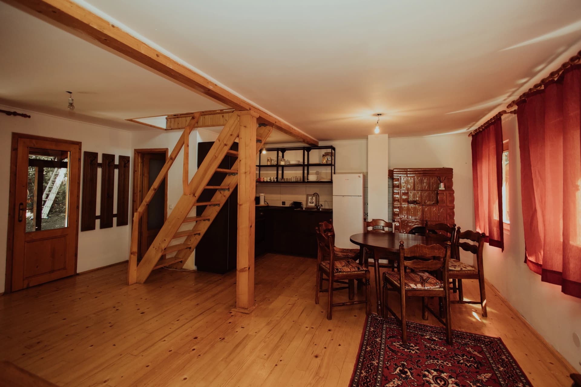 Cabana Rustică - Pădurea Veselă - Imagine 2