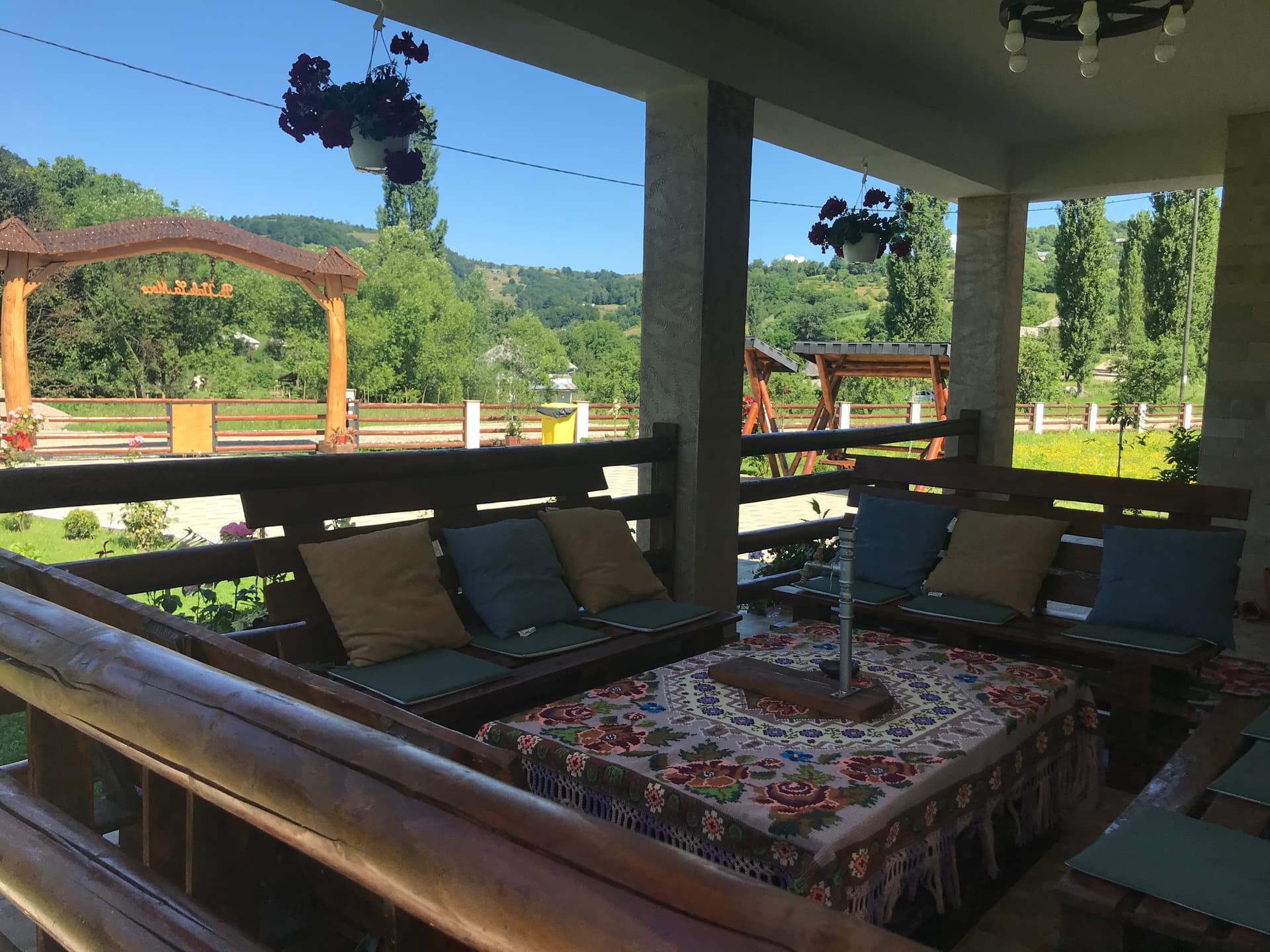 Pensiunea Pe Vale La Moco - Imagine 5