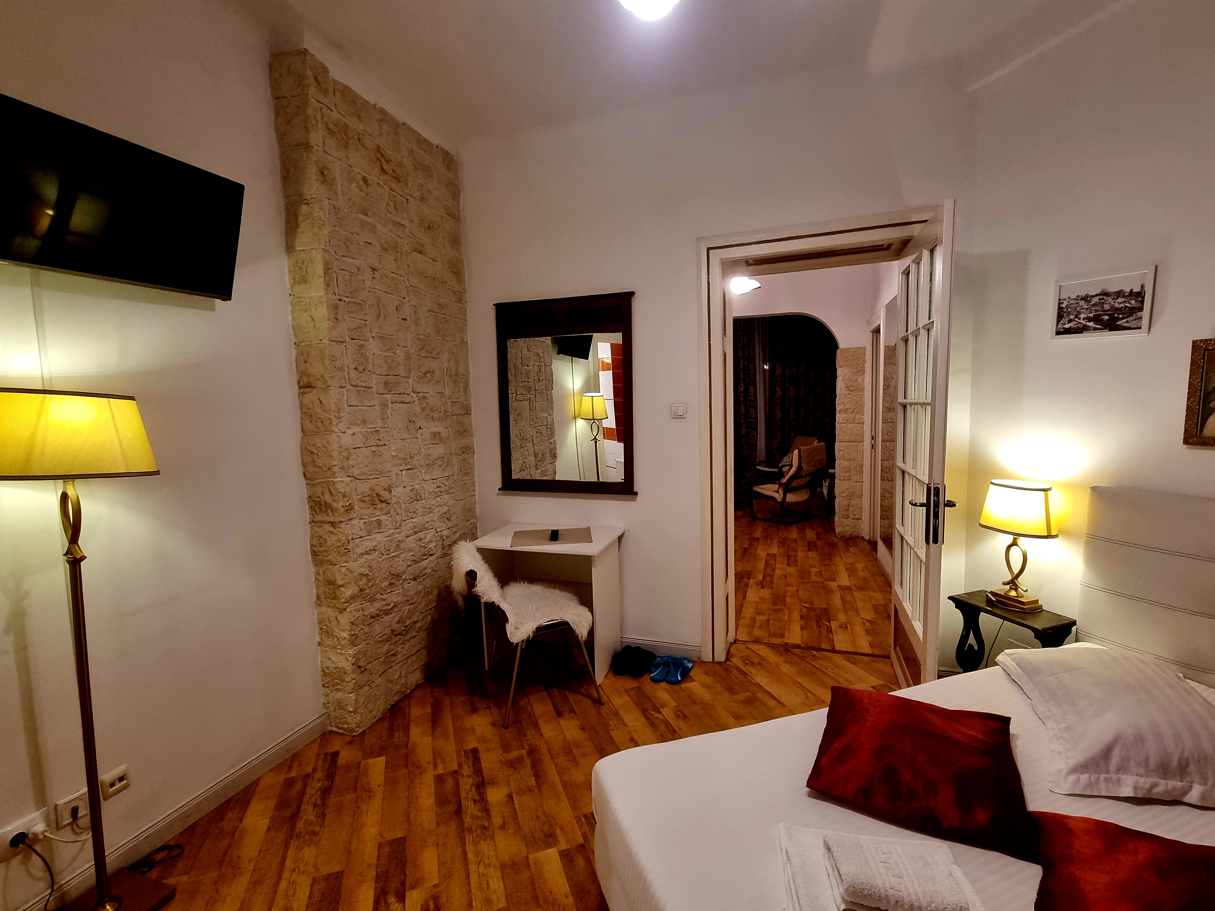 Golden Villa - Imagine 4