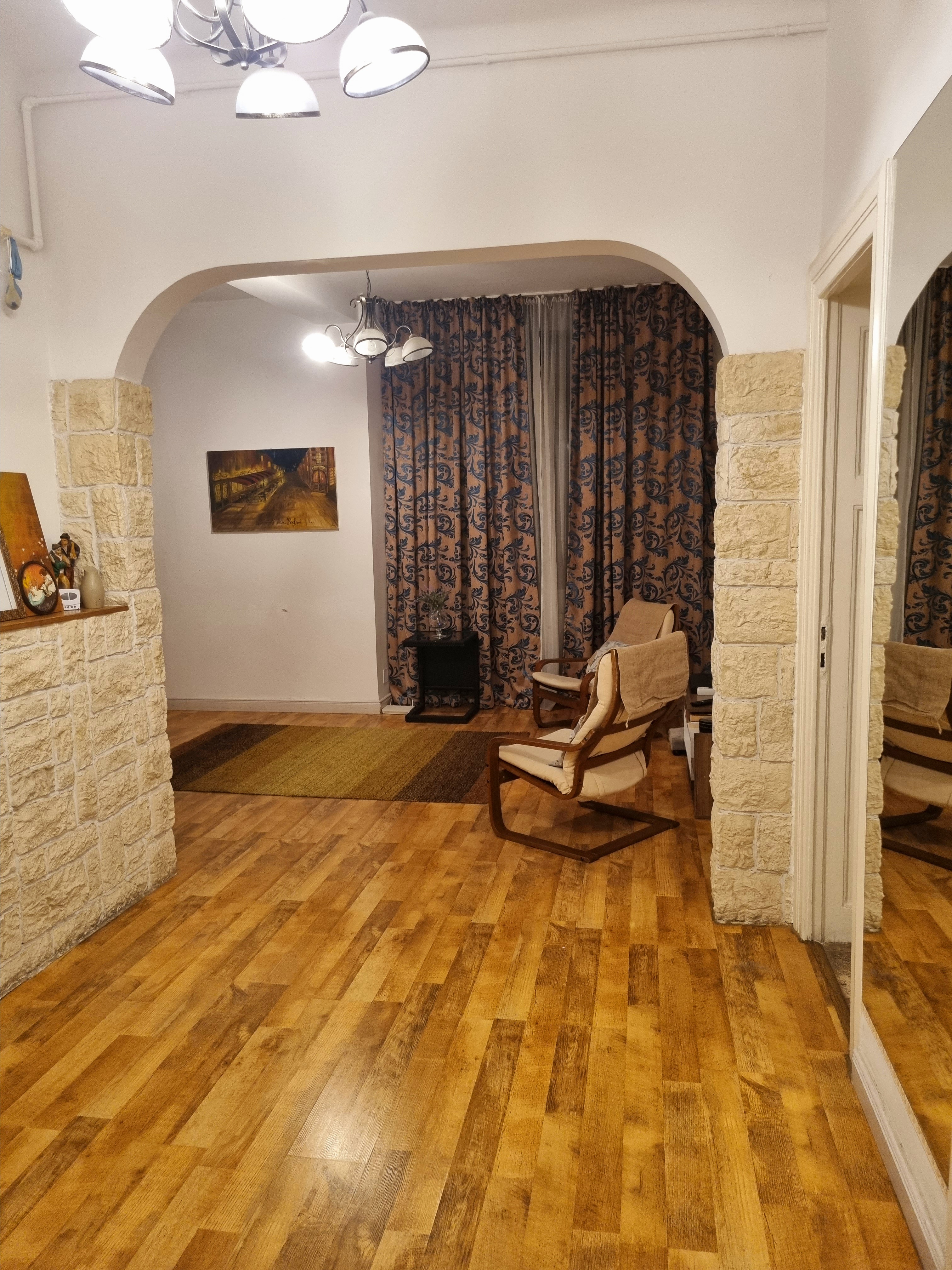 Golden Villa - Imagine 10