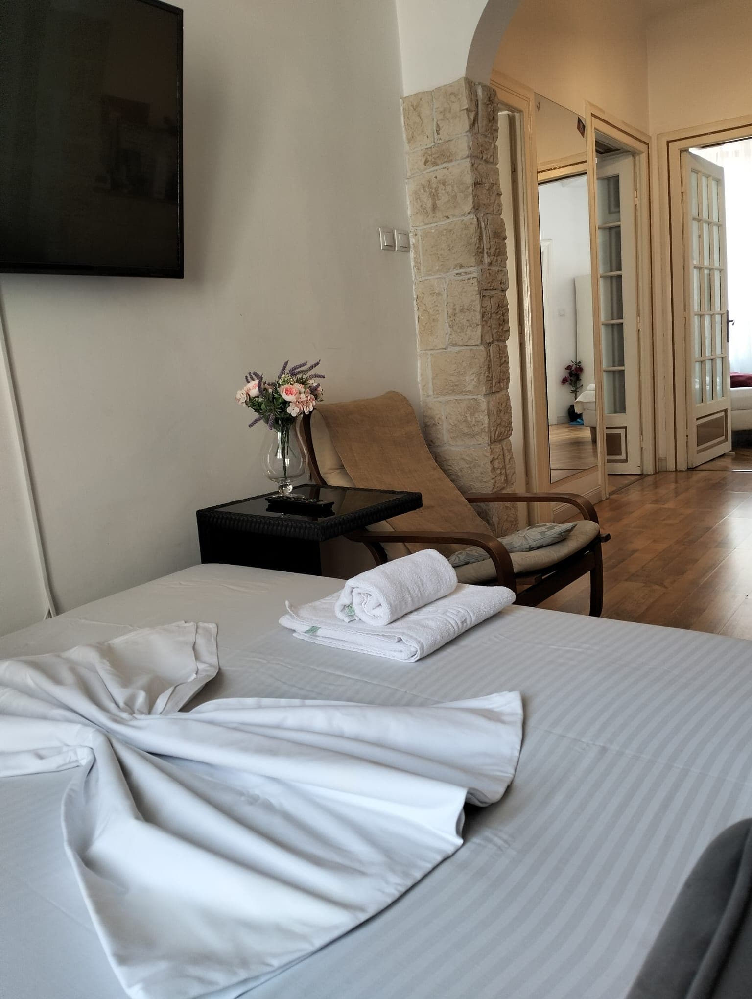 Golden Villa - Imagine 19