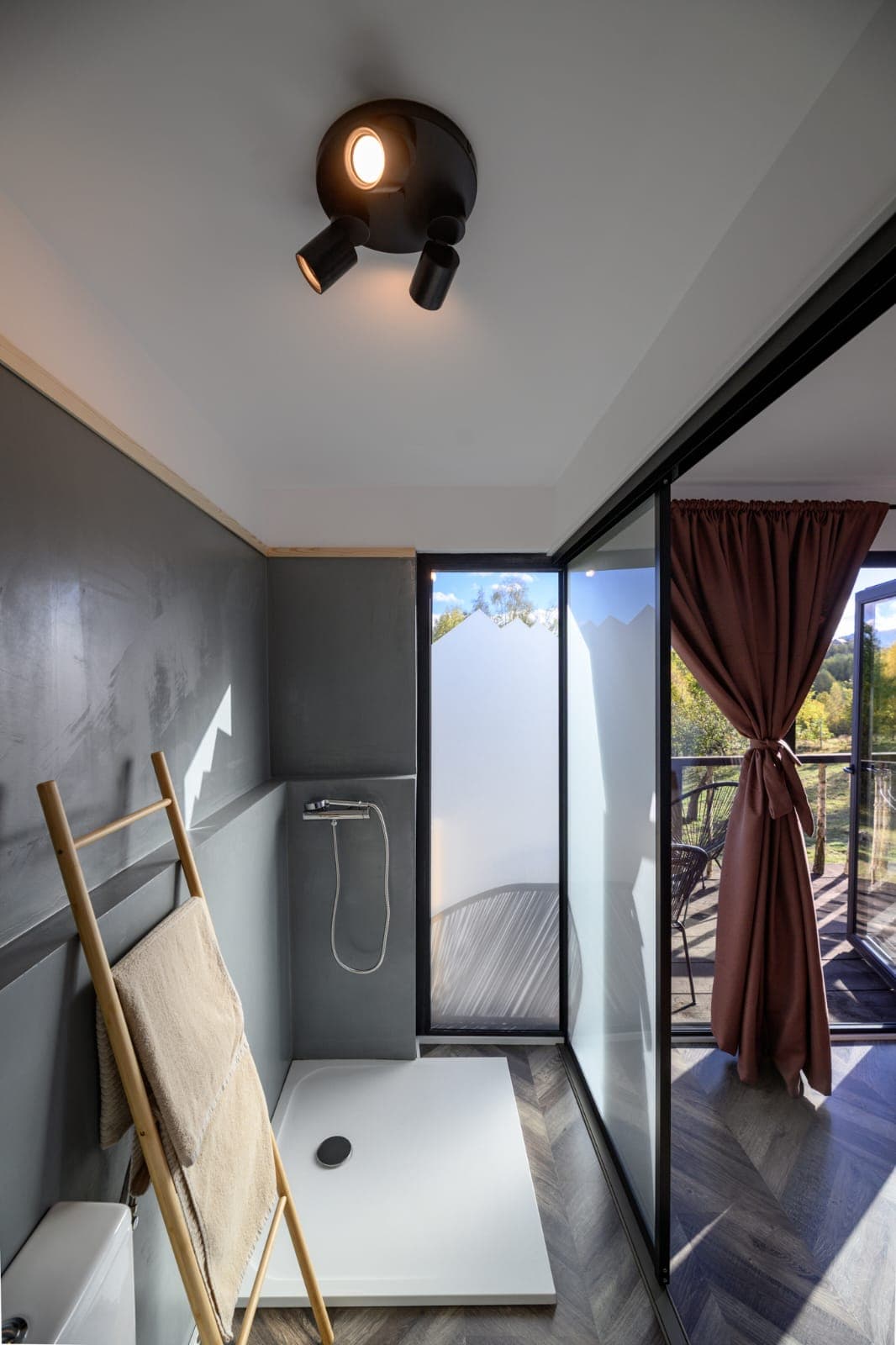 Evergreen Retreat - Imagine 7