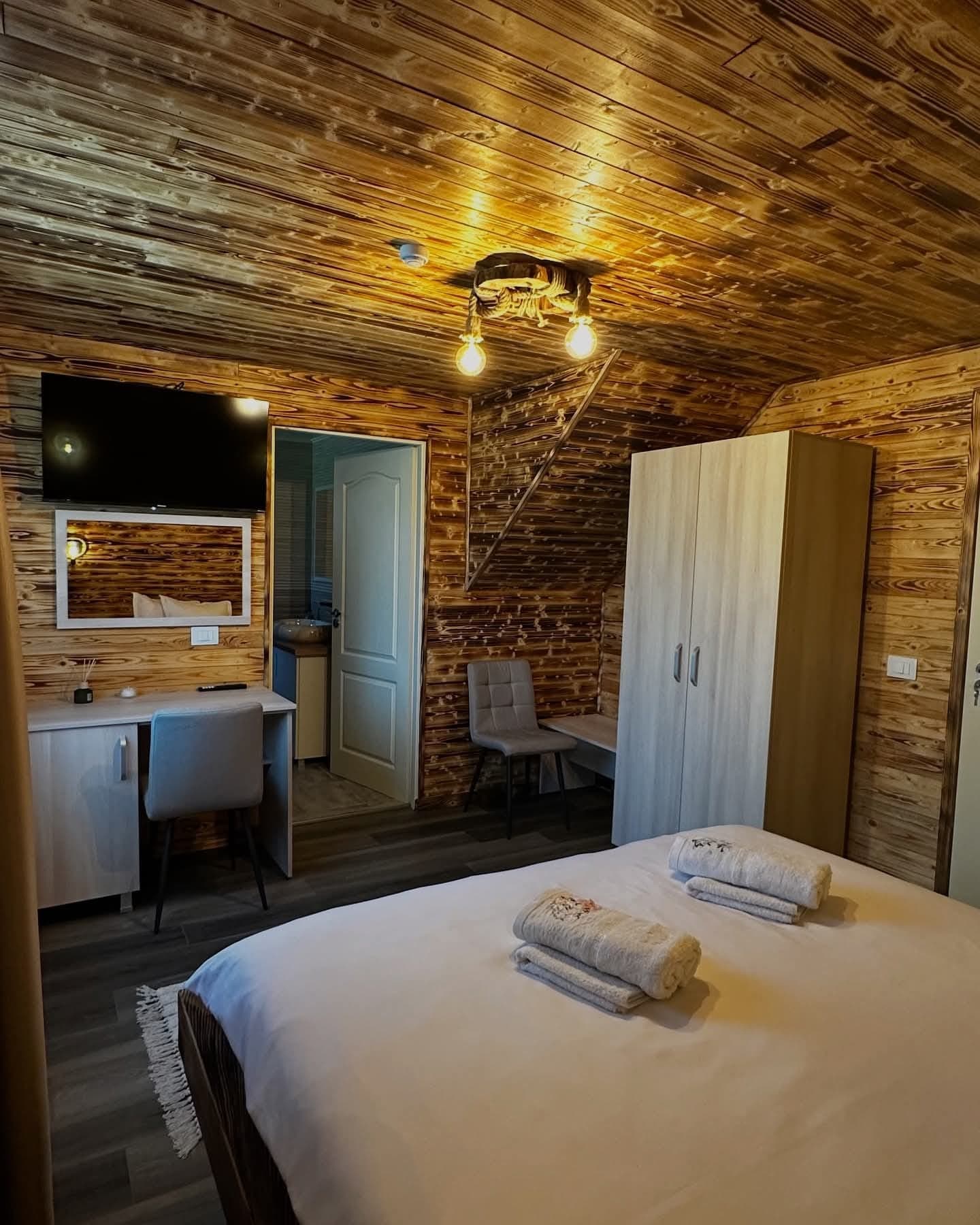 Ema House - Imagine 8