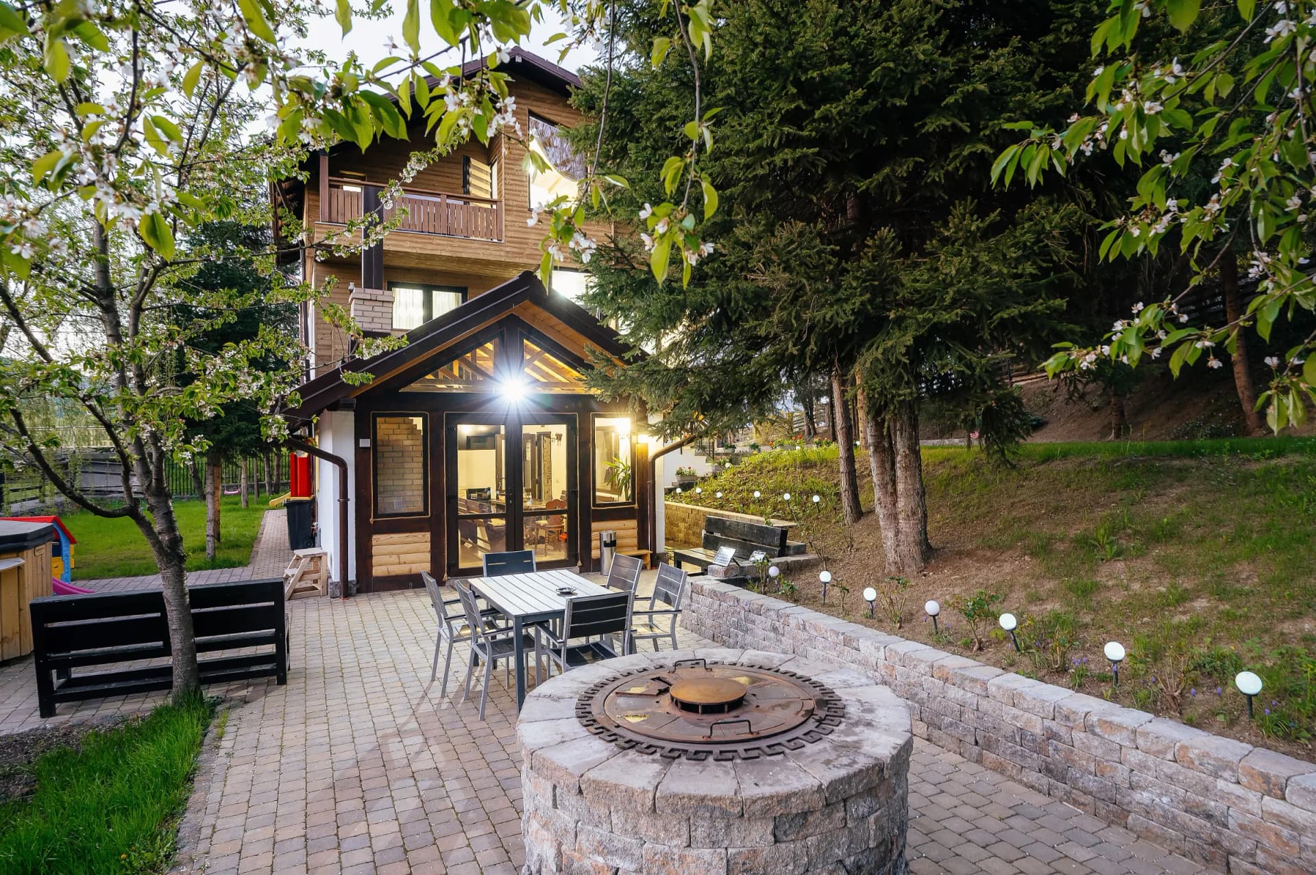 Cabana Gura Voronețului - Imagine 2