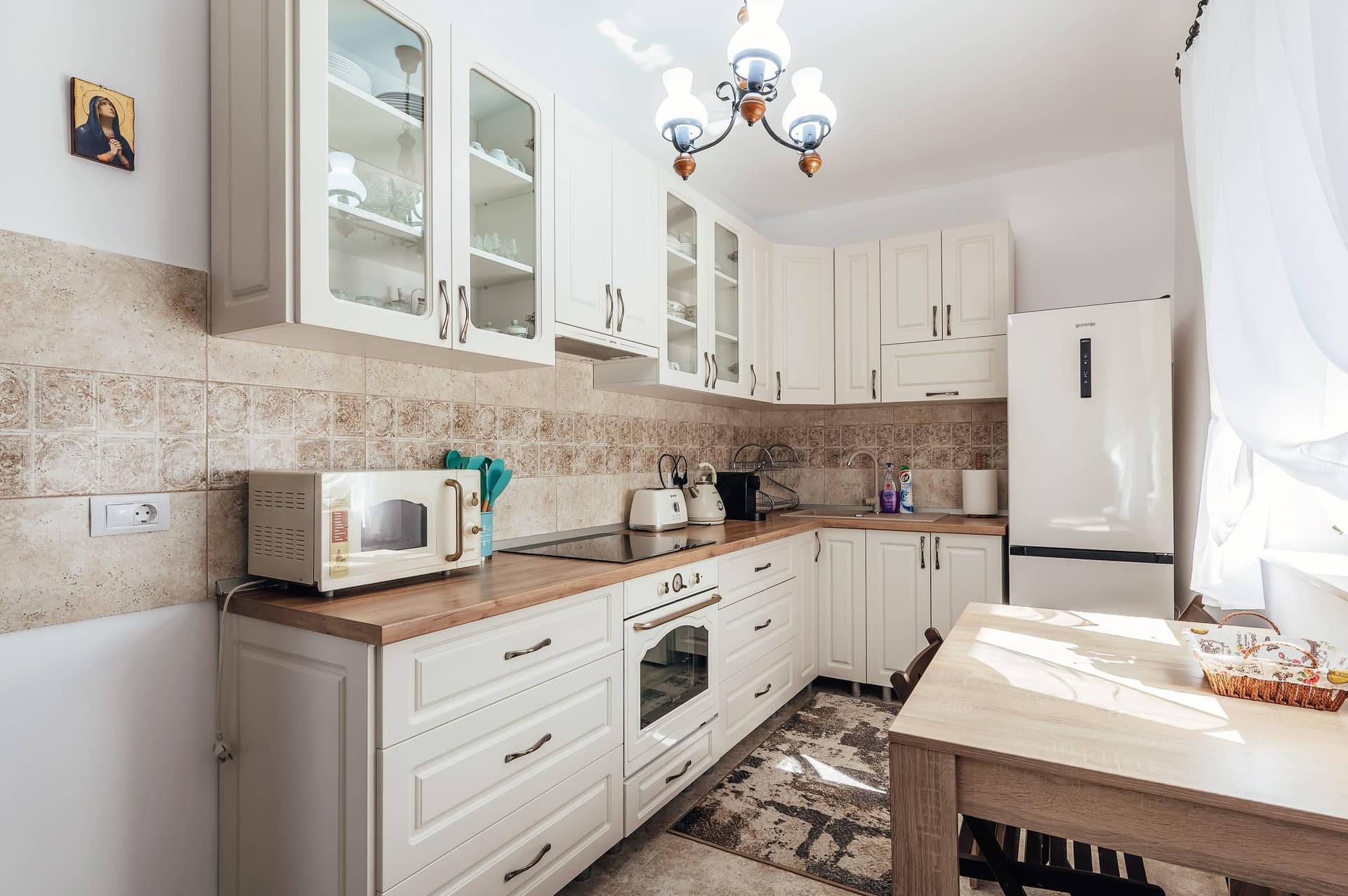 Cabana Gura Voronețului - Imagine 6