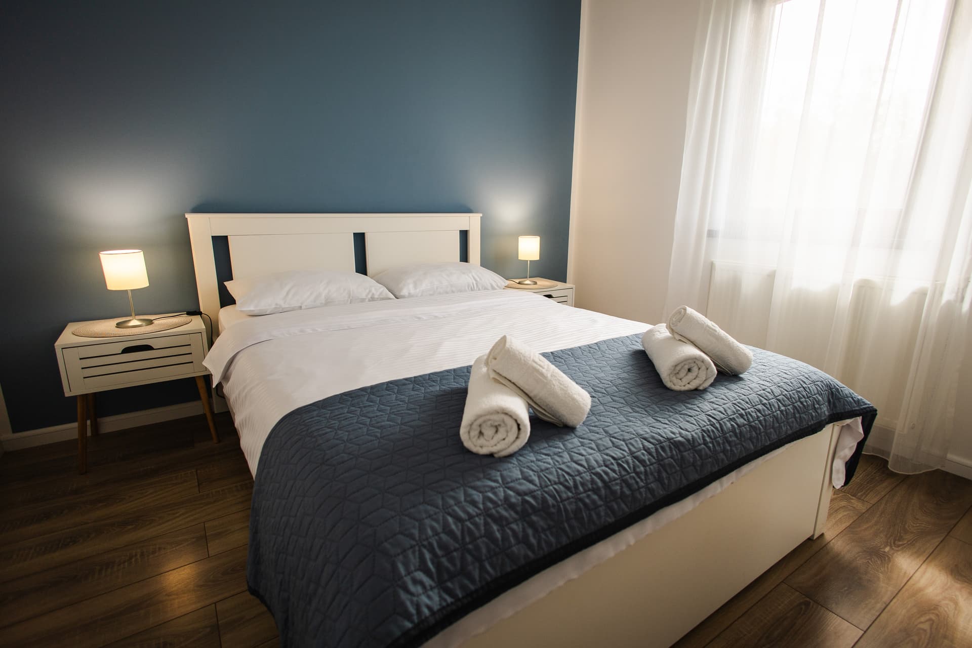 Noia Caban - Imagine 8