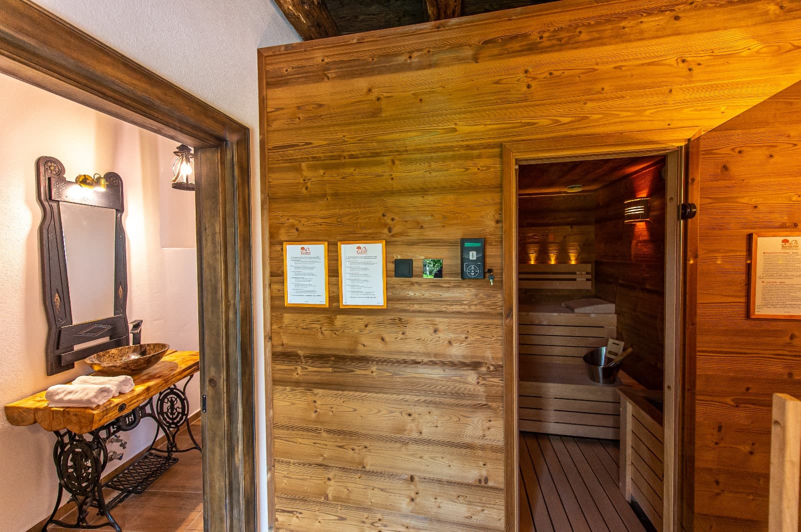 Old Barn House - Imagine 10