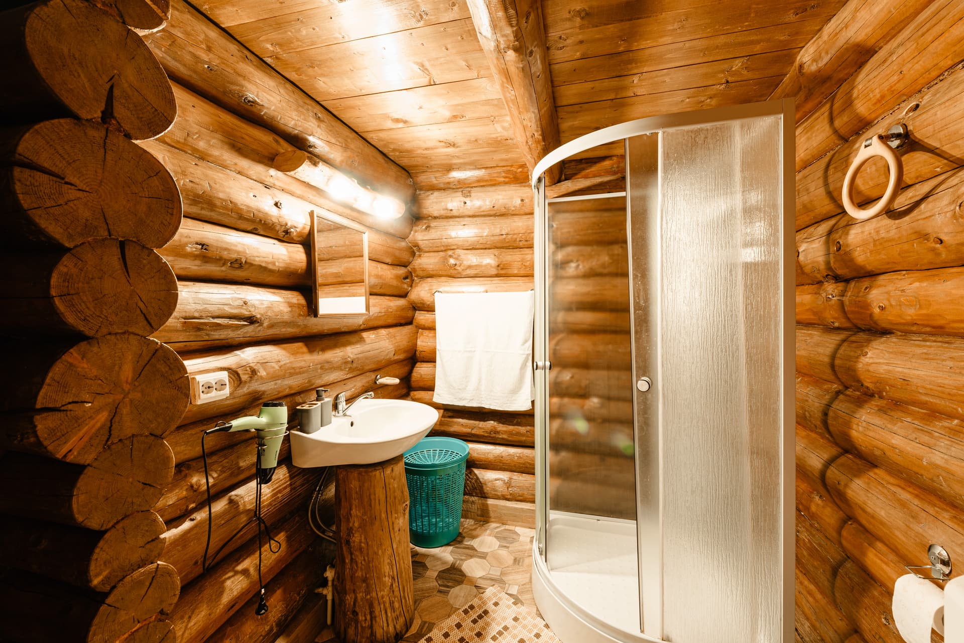 Cabana Străbunilor - Imagine 9