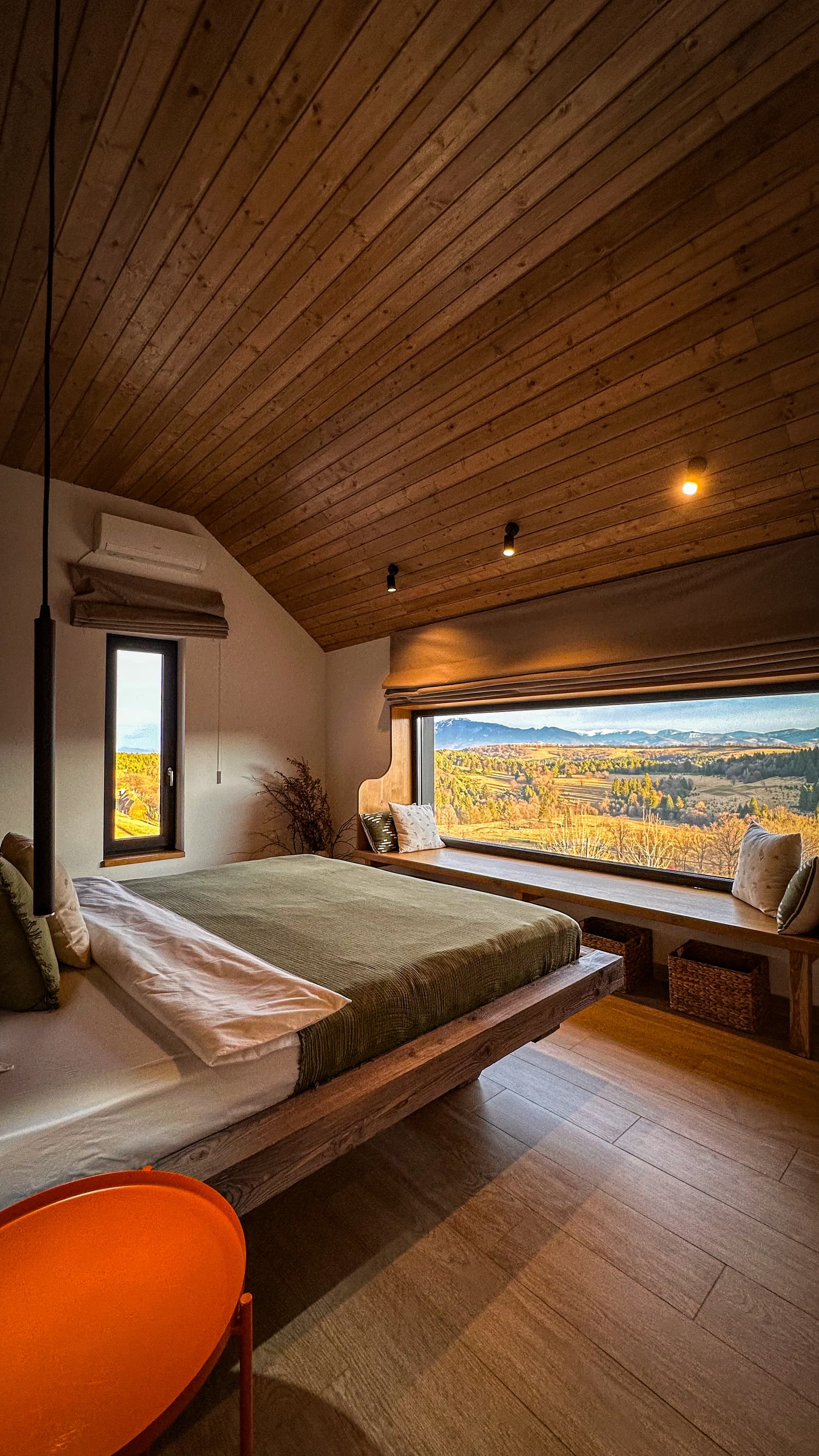 Aftăr Hills - Imagine 6