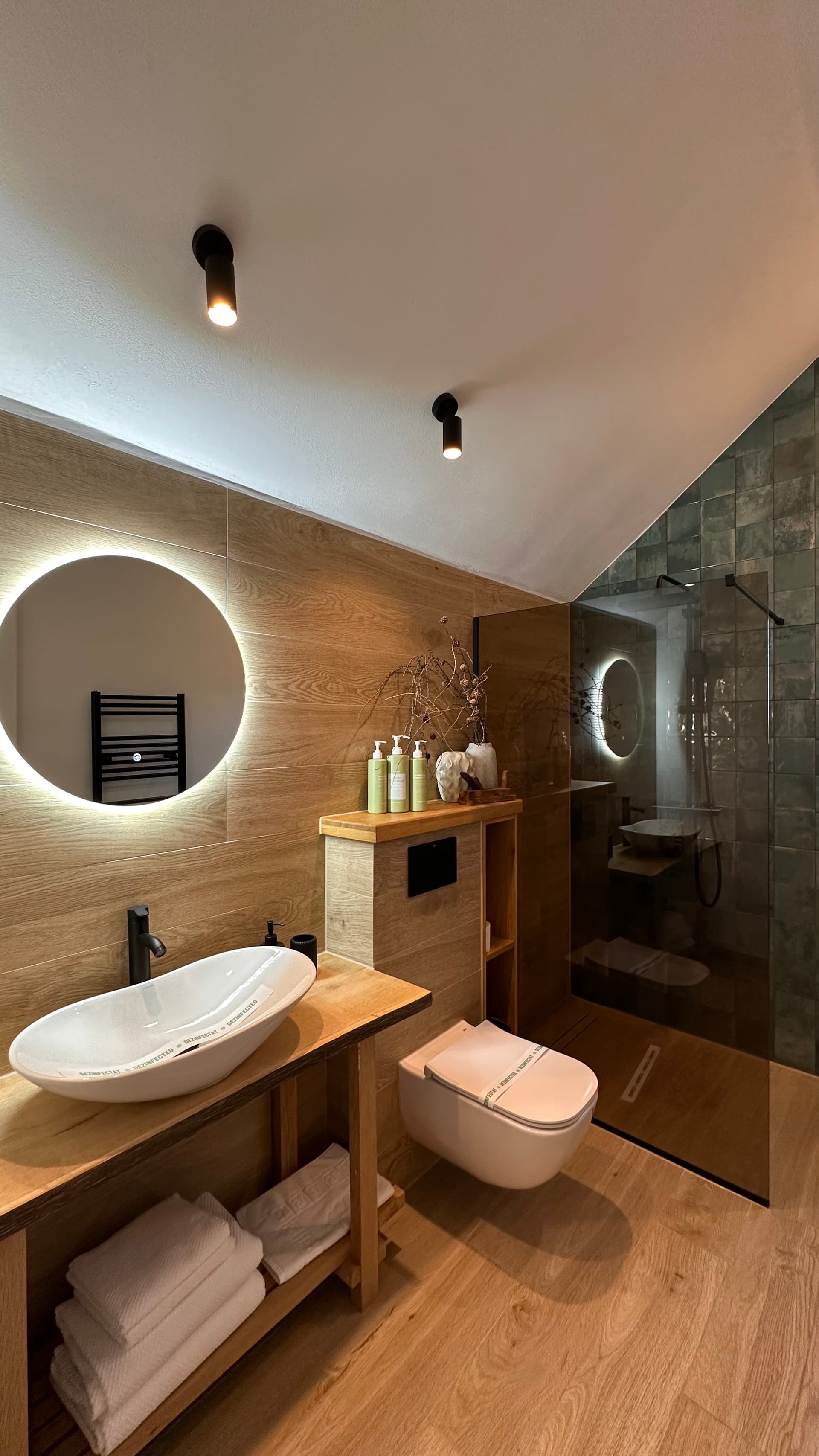 Aftăr Hills - Imagine 8