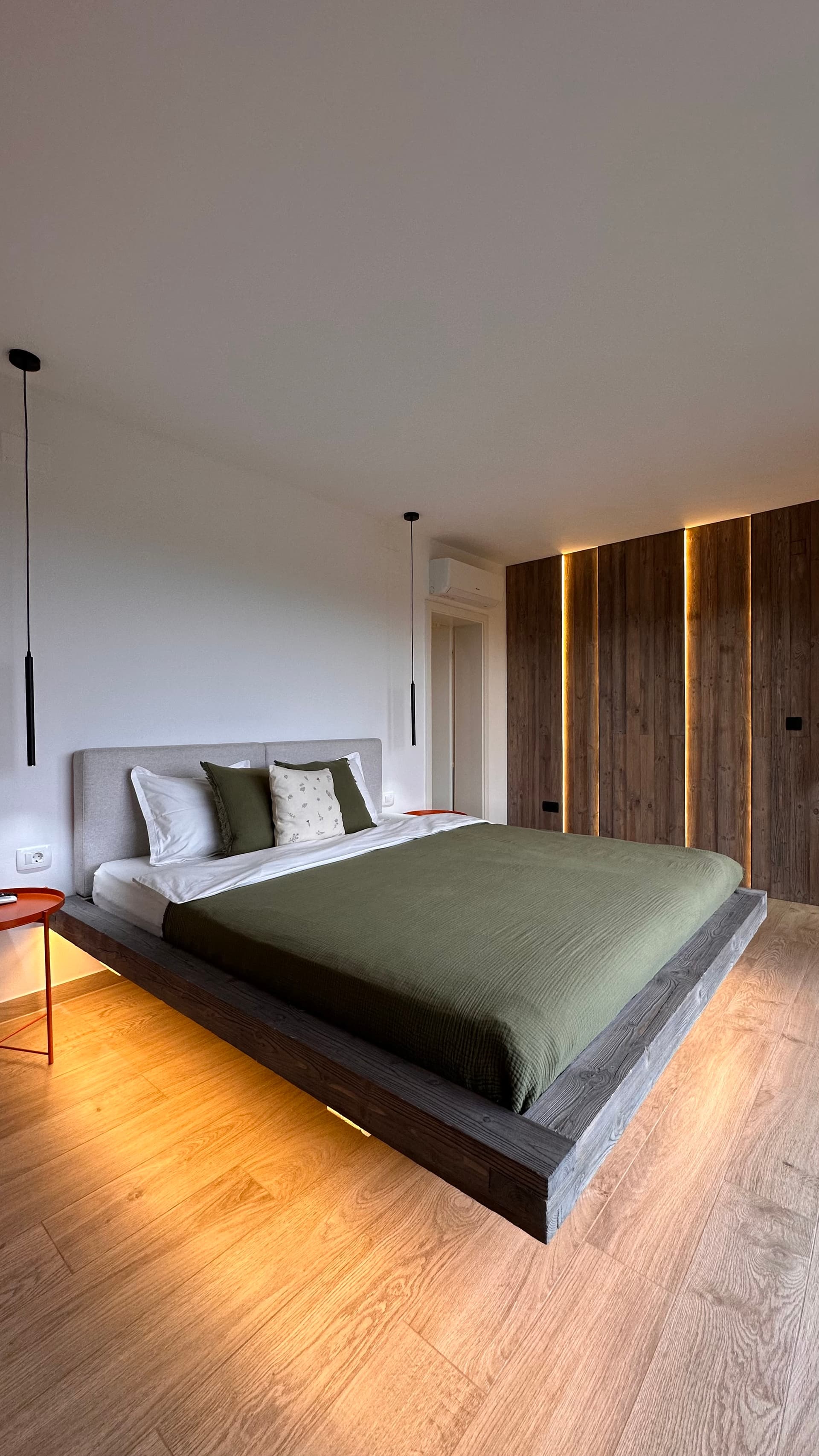 Aftăr Hills - Imagine 13