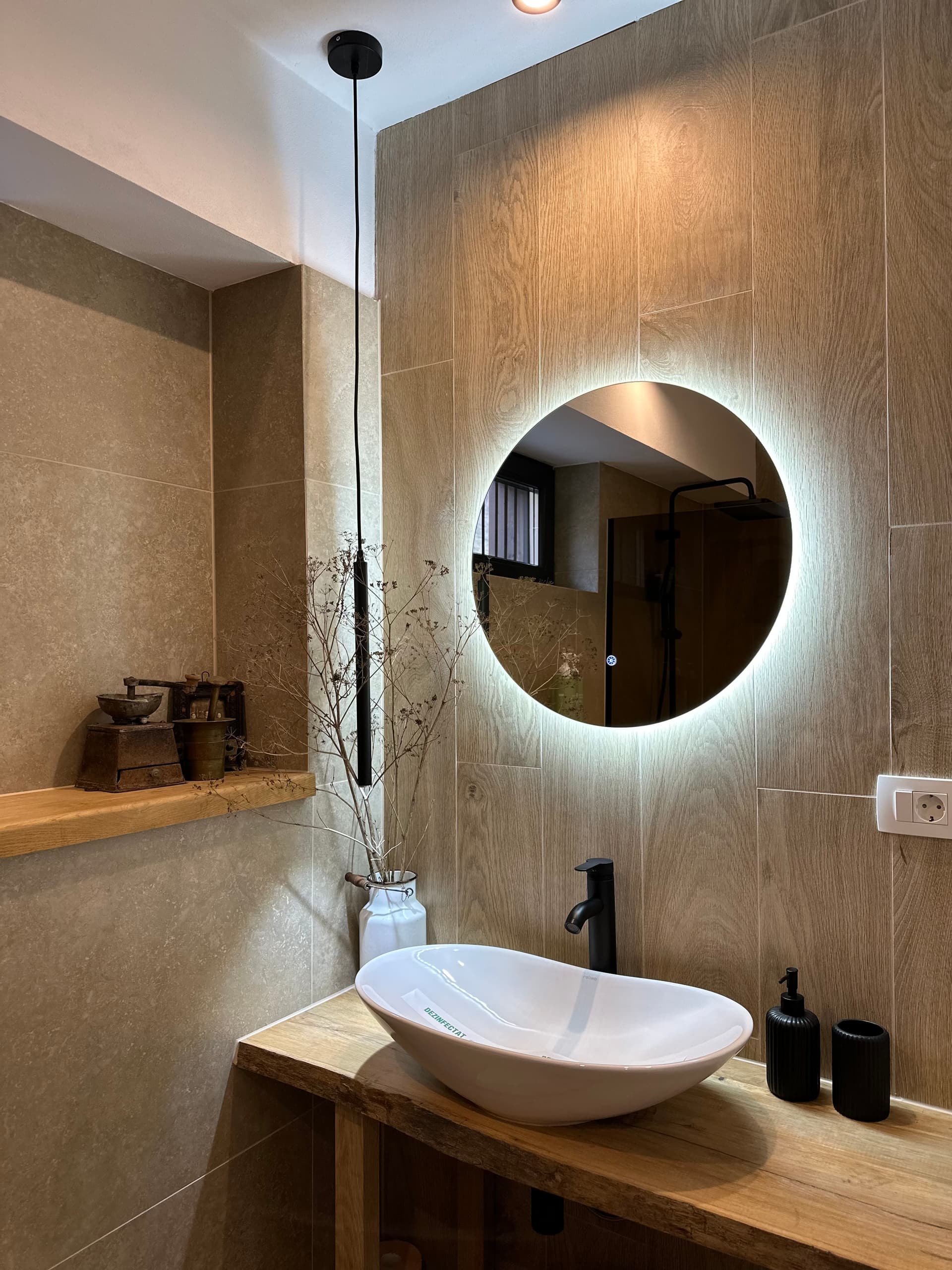 Aftăr Hills - Imagine 14