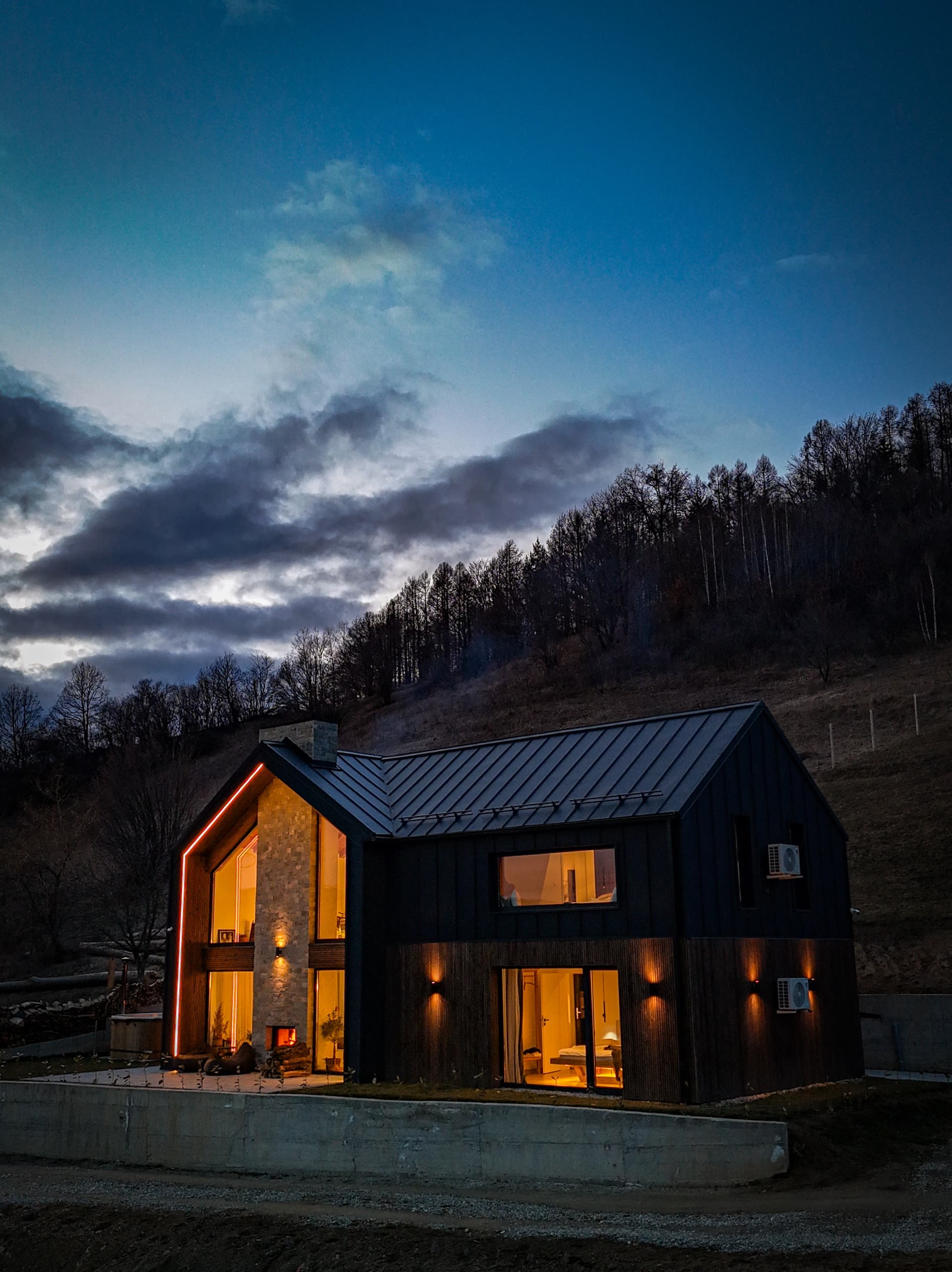 Aftăr Hills - Imagine 19